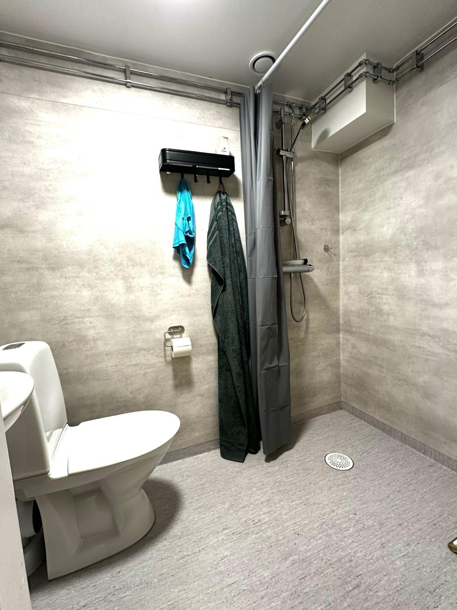 Attic Hostel 보라스 외부 사진